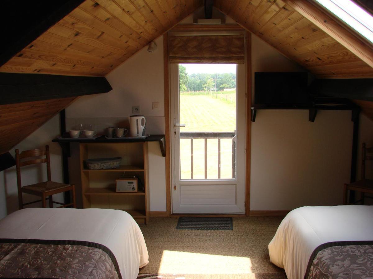 La Blanche Roche Bed & Breakfast Sourdeval Dış mekan fotoğraf
