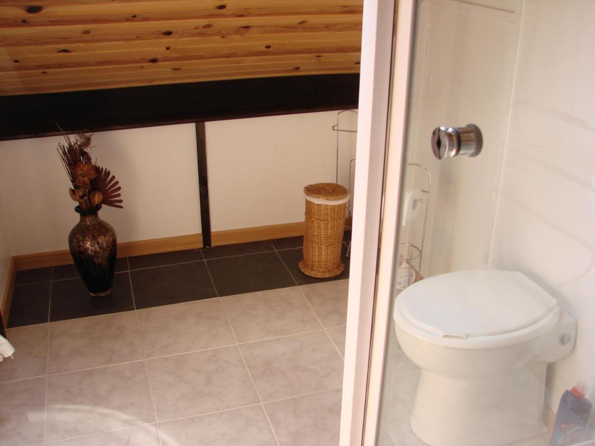 La Blanche Roche Bed & Breakfast Sourdeval Dış mekan fotoğraf