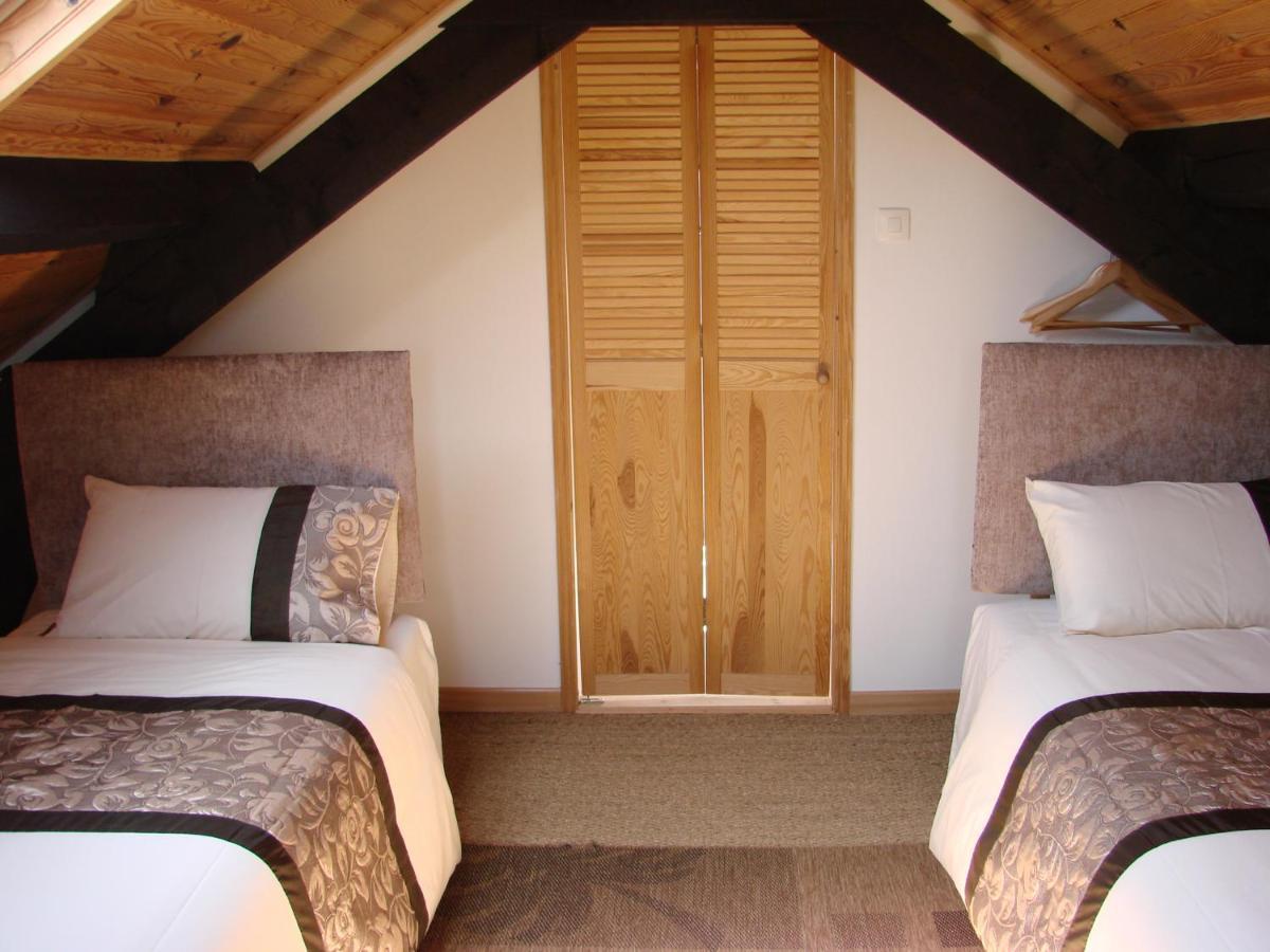 La Blanche Roche Bed & Breakfast Sourdeval Dış mekan fotoğraf